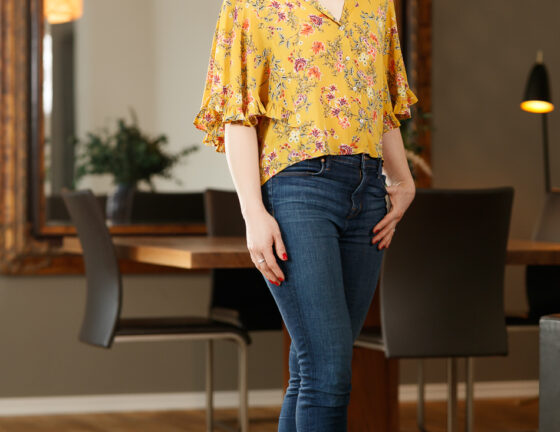 Escort Dame Leonie Koeln casual in Jeans